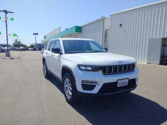 JEEP GRAND CHEROKEE 2023 1C4RJGBGXPC571074 image